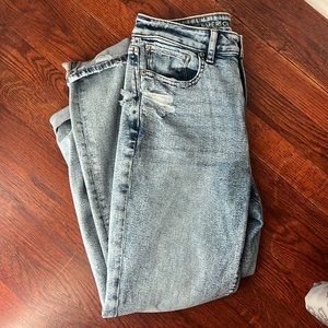American Eagle Mom Jeans